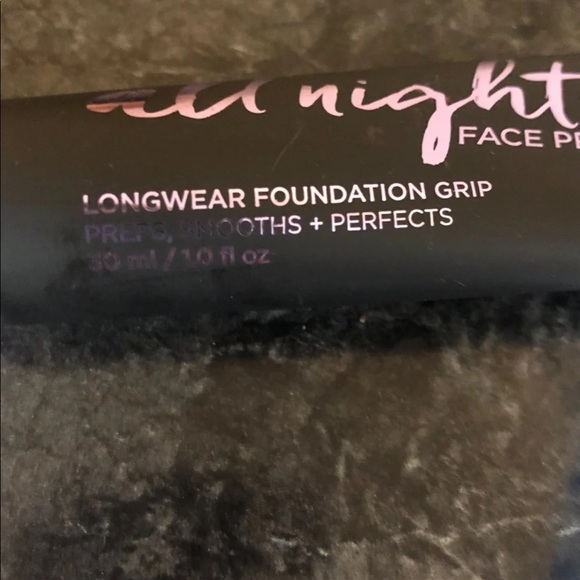 Urban decay and benefit primer bundle - Picture 2 of 2